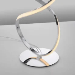 LED Stehleuchte gedreht chrom dimmbar über Schnurdimmer modern