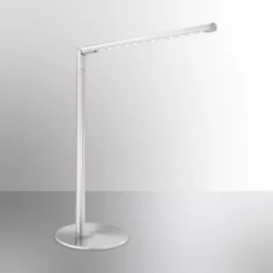 LED-Tischleuchte, höhenverstellbar, dimmbar über Tastendimmer