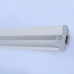 LED-Unterbauleuchte, Aluminium, warmweiße Lichtfarbe, inkl. Tastschalter
